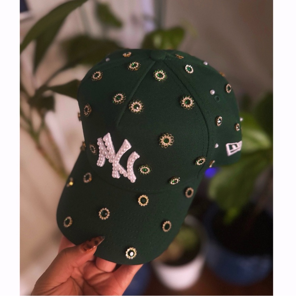 Embellished Green Cap (SNAPBACK)